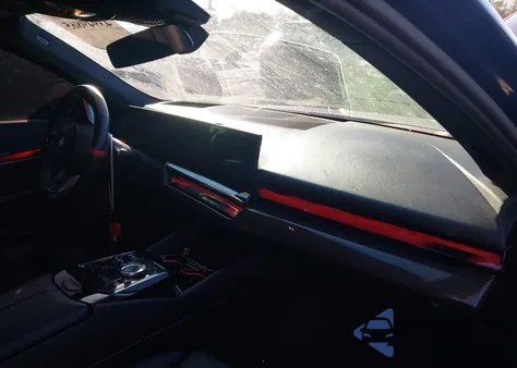 2024 BMW I5 M60 z USA, uszkodzony, nr VIN WBY43FK09RCN89715